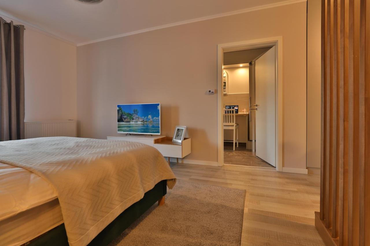 Ada Homes B46